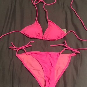 Hot pink swim suit 👙